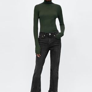 Zara Sweaters - zara ribbed sweater with scalloped detail Zara Sweaters - zara ribbed sweater with scalloped detail